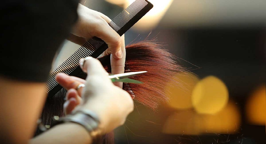 PELUQUERÍA KARLA: Centros de Estética