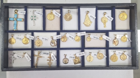 Medallas y cruces Oro 18Kt