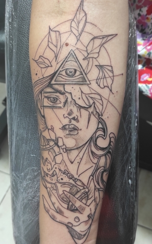 Blackwork o blackout