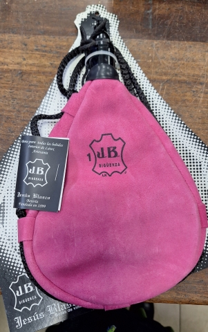 Botas de vino con interior de l&aacute;tex