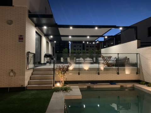 Toldo Veranda ZIP con Porter&iacute;a